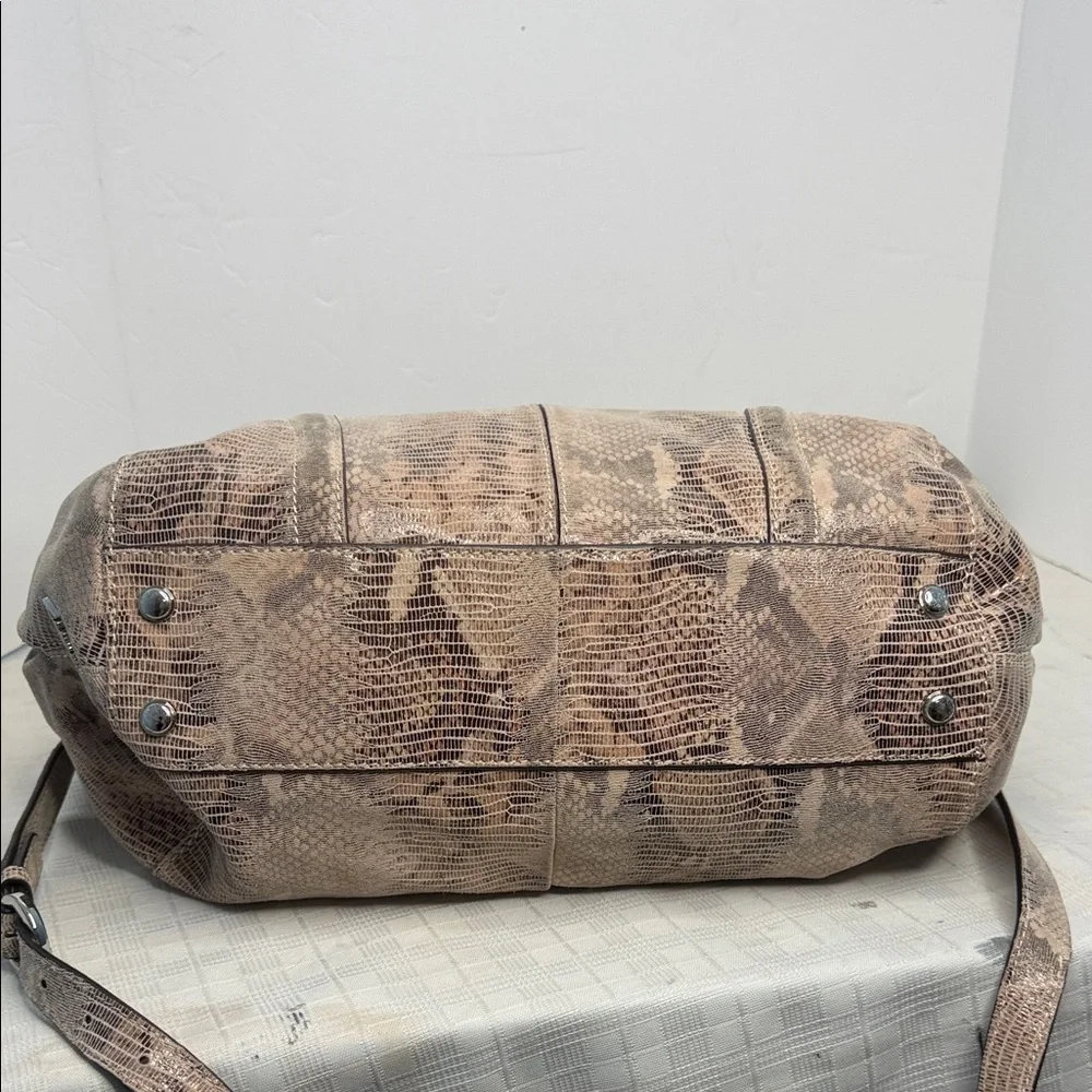 Stylish Tan Snake Print Women's Bag